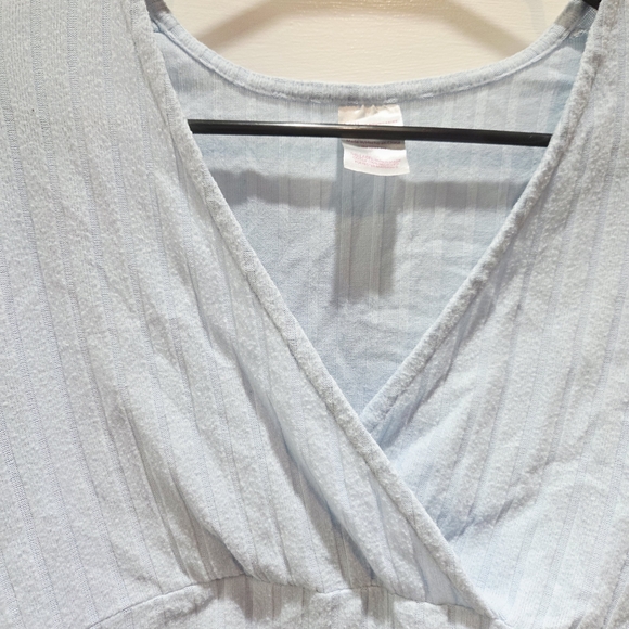 No Boundaries Light Blue Ribbed Wrap Crop Top - Picture 2 of 3